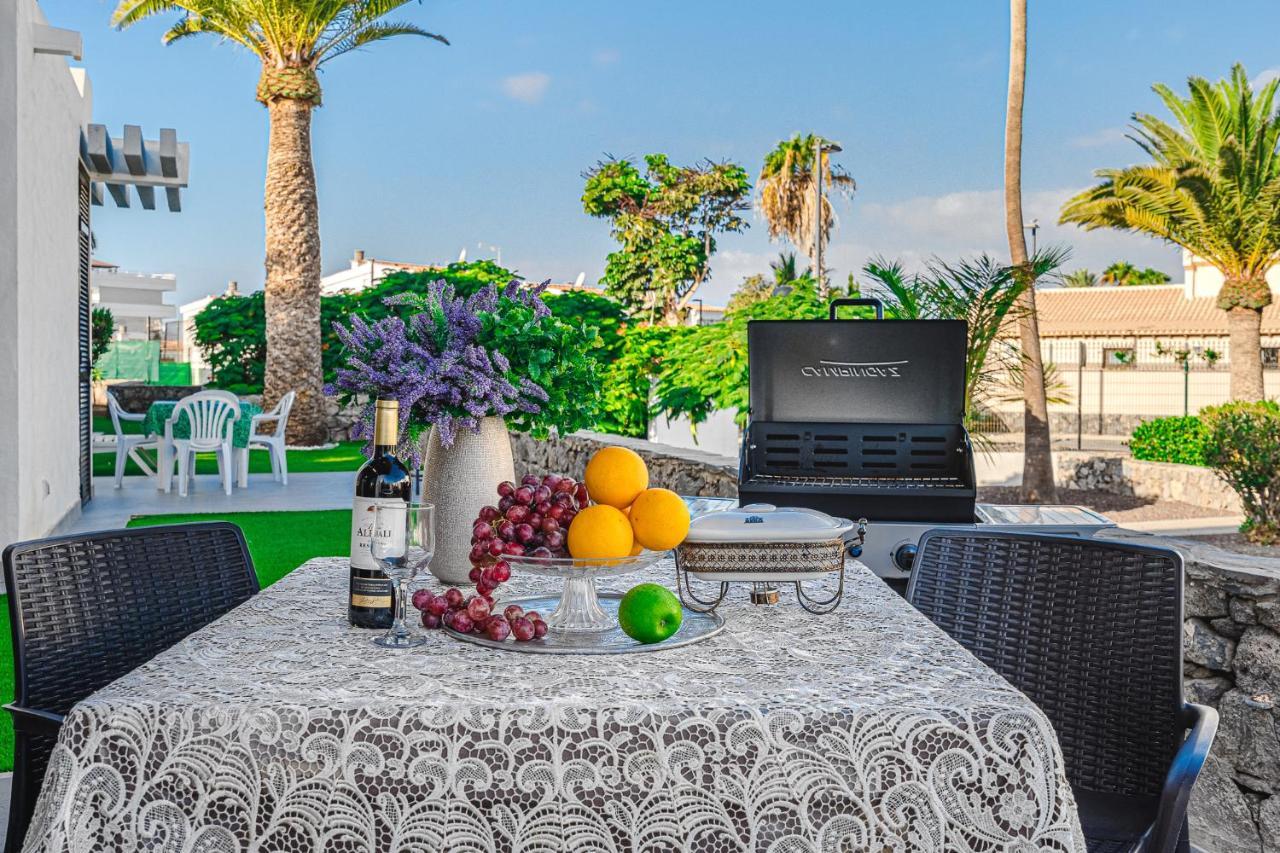 Bungalow -2 Minute From The Beach. Playa de las Américas Buitenkant foto